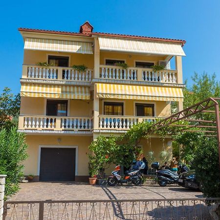 Apartman Laura Selce Εξωτερικό φωτογραφία