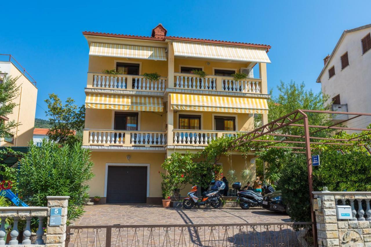 Apartman Laura Selce Εξωτερικό φωτογραφία