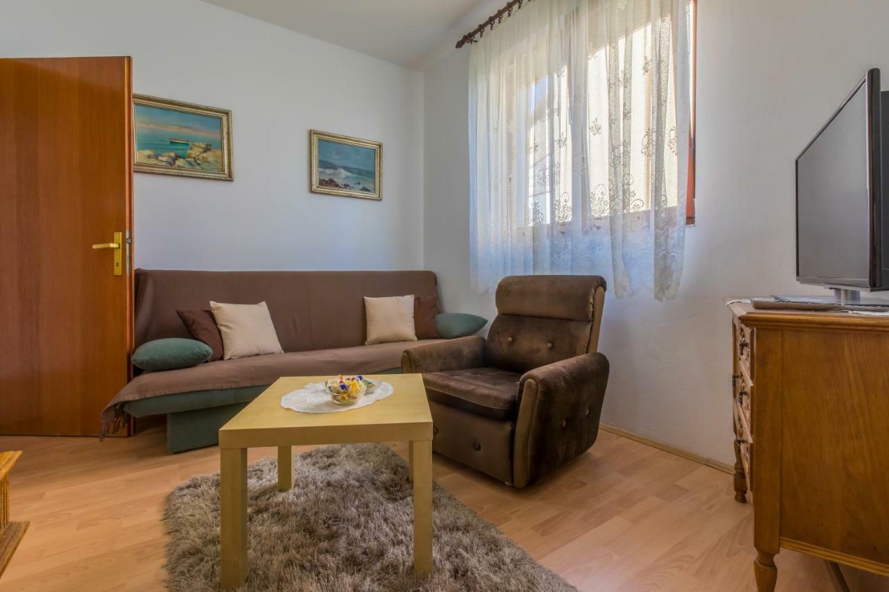 Apartman Laura Selce Εξωτερικό φωτογραφία
