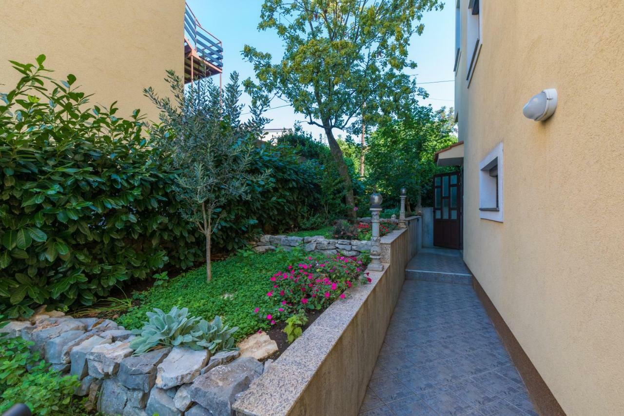 Apartman Laura Selce Εξωτερικό φωτογραφία