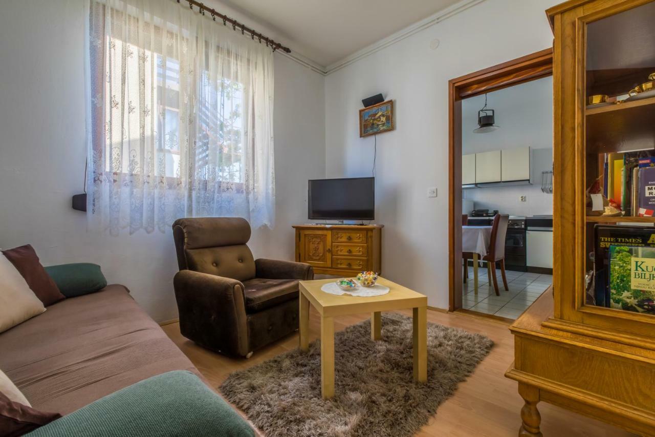 Apartman Laura Selce Εξωτερικό φωτογραφία