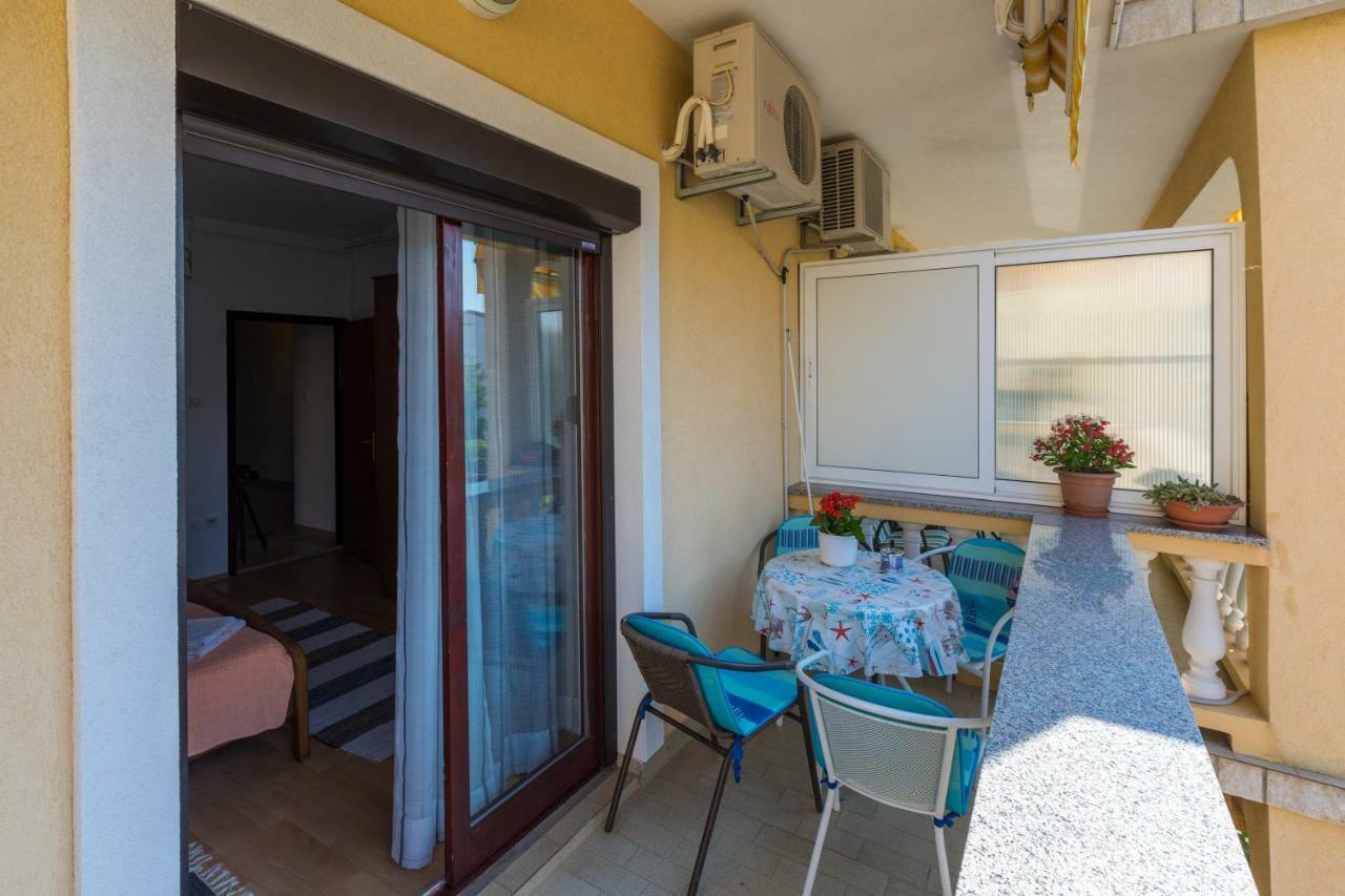 Apartman Laura Selce Εξωτερικό φωτογραφία
